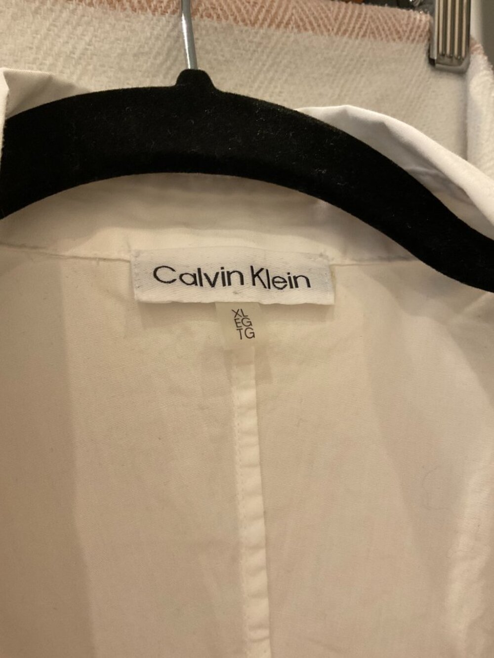 Calvin Klein White Sleeveless Button-Down Collared Shirt | XL - Picture 3 of 4